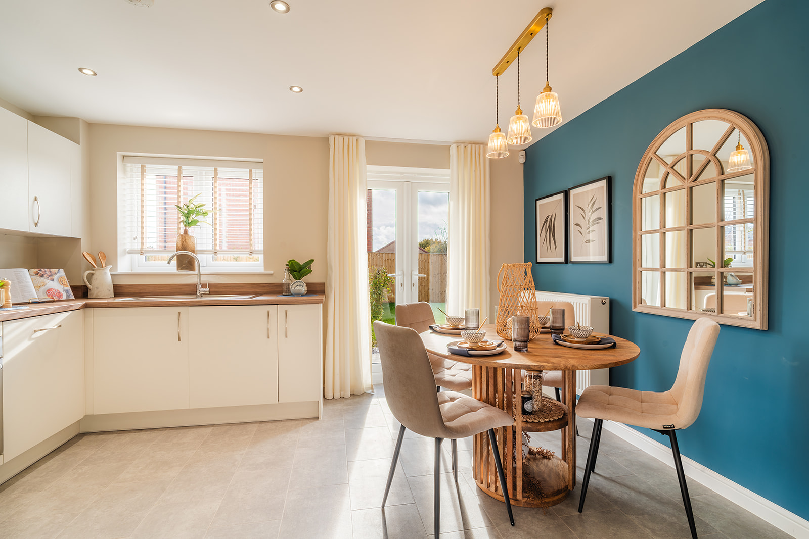 3138 Lisburn Interior Mariners N18